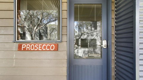 Prosecco - Accommodation Broome 0