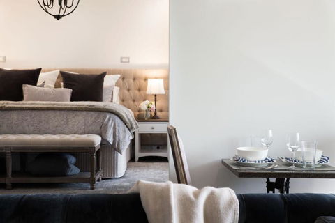 Provence Spa Villa 2 - Accommodation Broome 1