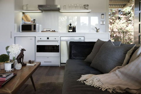 Provence Spa Villa 2 - Accommodation Broome 2