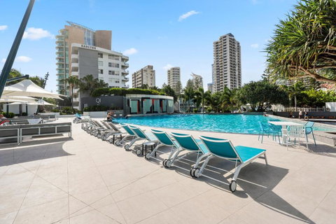 Q Tower Amazing Ocean Views 22nd Level Heated Pools Sleeps 6 - Optimise BNB - Accommodation Broome 3