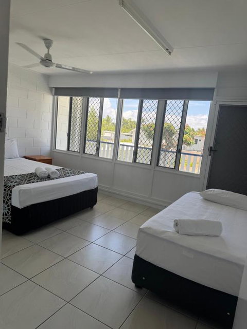 QCWA K P Units - Accommodation Broome 2