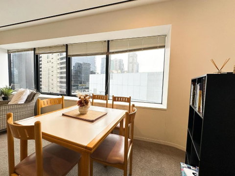 QV Central Oasis Contemporary City Getaway - Accommodation Broome 1