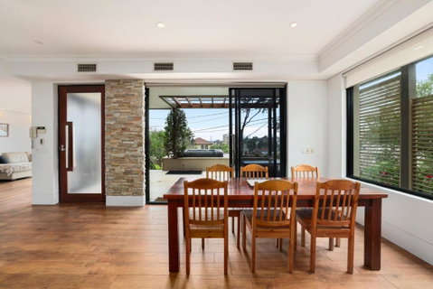 Ra Wonga - Queenscliff Beach House - Accommodation Broome 1