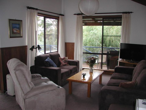 Rainbow House - Accommodation Broome 2