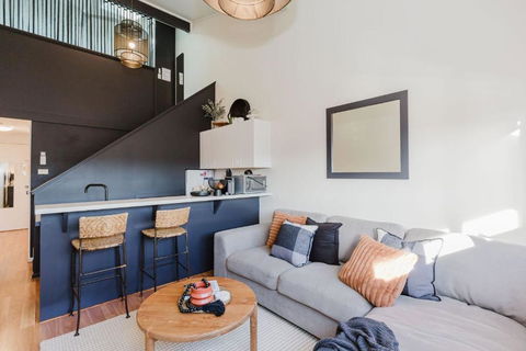 Razorback 13 1 Gippsland Street - Accommodation Broome 0