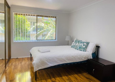 Quiet Family Townhouse In Wollongong CBD - Accommodation Broome 3