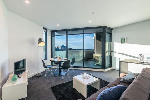 Astrina Box Hill 2 Bed Apartment - Accommodation Broome 0