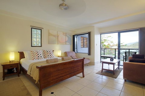 At Waterfront Whitsunday Retreat - Adults Only - Accommodation Broome 3