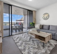AU1 - Long Stay w Balcony RiverViews Fast WiFi - Accommodation Broome