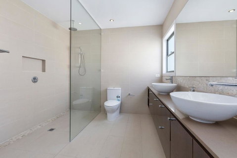 Augusta House - Accommodation Broome 3