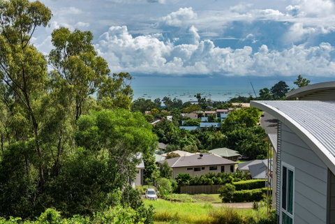 Austinmer - Cannonvale - Accommodation Broome 2