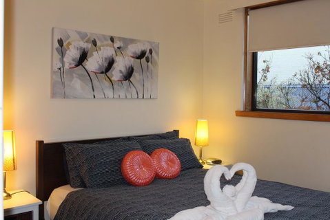 Australian Home Away @ Richmond - Accommodation Broome 0