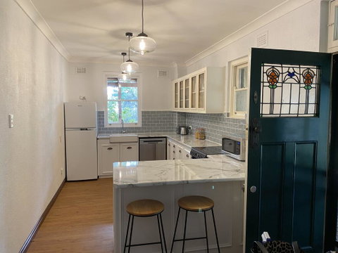 Avoca House - Circa 1900 Gorgeous Federation Home - Accommodation Broome 2