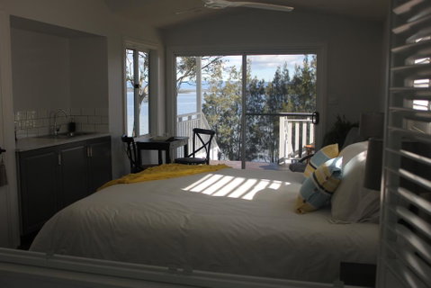 B & B On The Water - Accommodation Broome 3