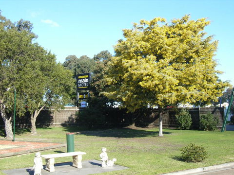 Bairnsdale Main Motel - Accommodation Broome 0