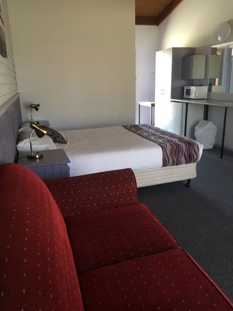 Bakery Park Motor Inn - Accommodation Broome 0