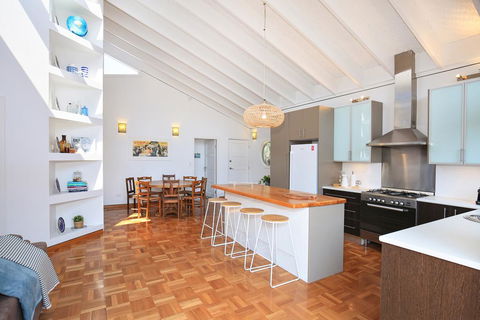 Balena @ Culburra - Pet Friendly - 1 Min Walk To Beach - Accommodation Broome 2