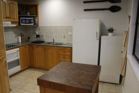 Barefoot Beach House - Accommodation Broome 3