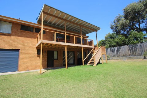 BARRELS AT BOOMERANG - Accommodation Broome 3