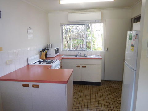 Bayshores Apartment Hervey Bay - Accommodation Broome 1