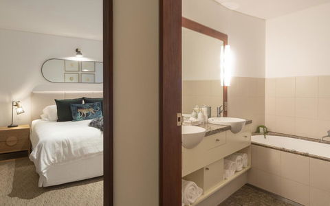 Beach Suites - Accommodation Broome 1