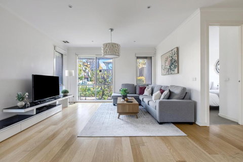 Ringtail Retreat - Contemporary Family Comforts - Accommodation Broome 0