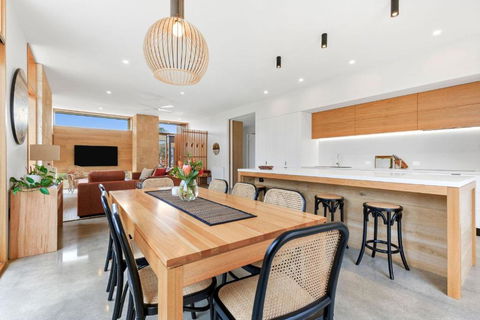 REFRESH At Lonnie - Accommodation Broome 1