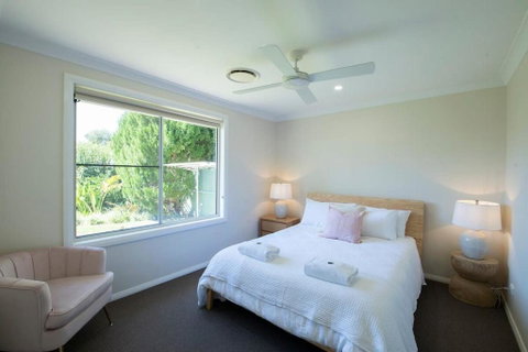 Regand Retreat - Luxurious Family Home, Pool - Accommodation Broome 1