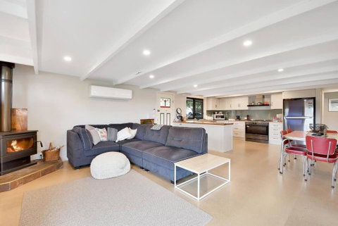 Relax At Goughs Bay - Accommodation Broome 2