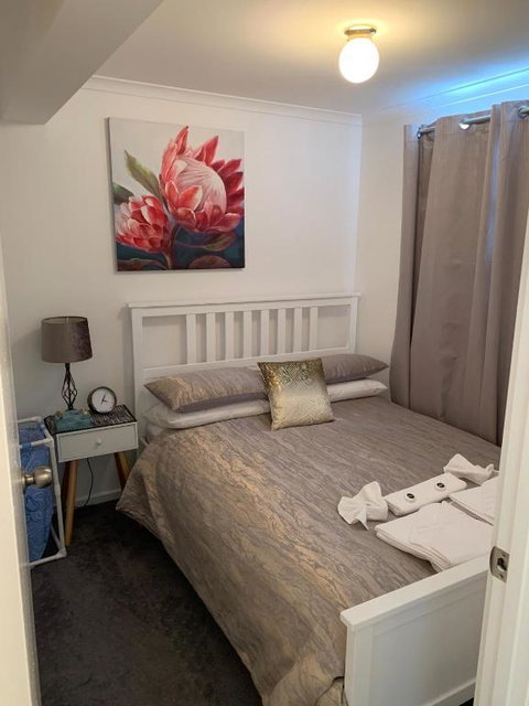 Relax On Bingham - Accommodation Broome 0