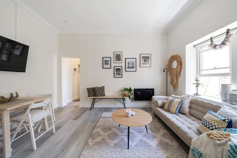 Relaxed Coogee Coastal Living With Ocean Views - Accommodation Broome 3