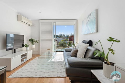Relaxing Sunny North-Facing 2-Bed Apt In Vaucluse - Accommodation Broome 0