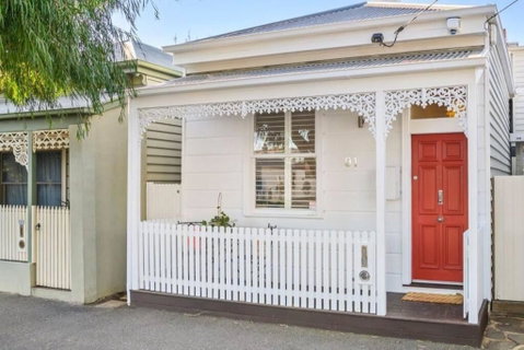 Renovated Brilliance In Bayside Albert Park - Accommodation Broome 0