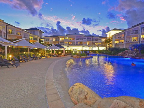RESORT ON THE BEACH 2214/2215 - Accommodation Broome 0