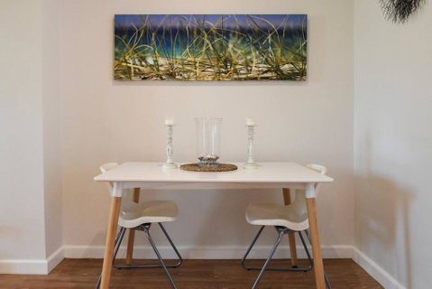 Resort-style Coastal Living With Balcony & Pool - Accommodation Broome 2