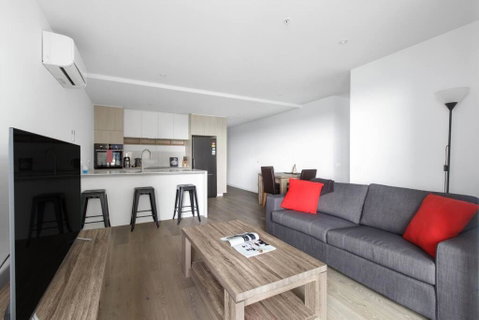Resort Style Living In The Heart Of Moonee Ponds - Accommodation Broome 0