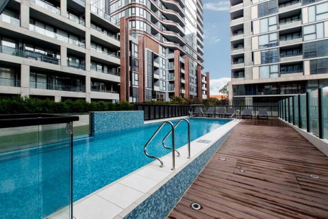 Resort Style Living In The Heart Of Moonee Ponds - Accommodation Broome 1