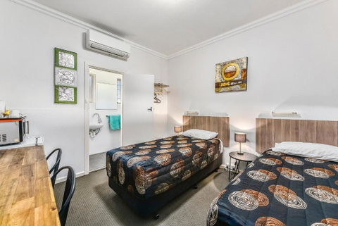 Rest Motels - Accommodation Broome 3