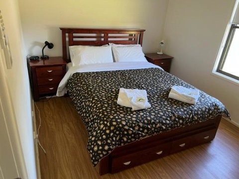 RIVER DOWNS COTTAGE - Accommodation Broome 0