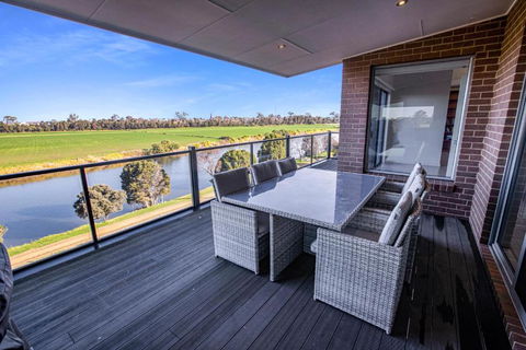 Riverside Haven - Accommodation Broome 0