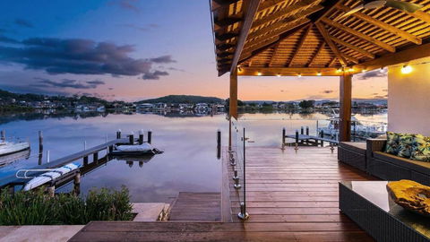 Riverside Retreat - Absolute Waterfront - Accommodation Broome 0