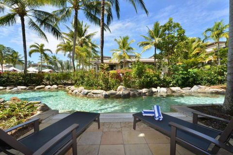 Resort-style Swim Out - A True Tropical Oasis - Accommodation Broome 0