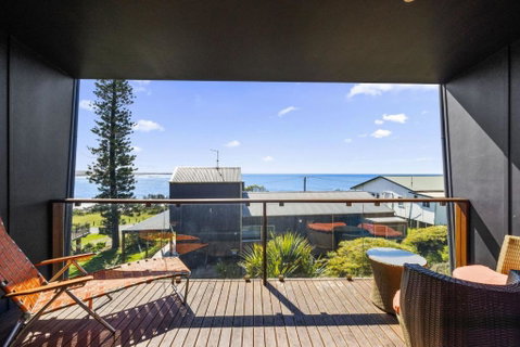 Rock Ledge - Accommodation Broome 0