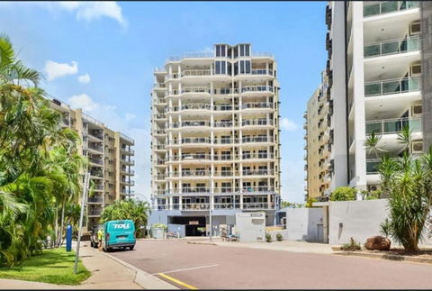 Room In City With Kittens! - Accommodation Broome 0