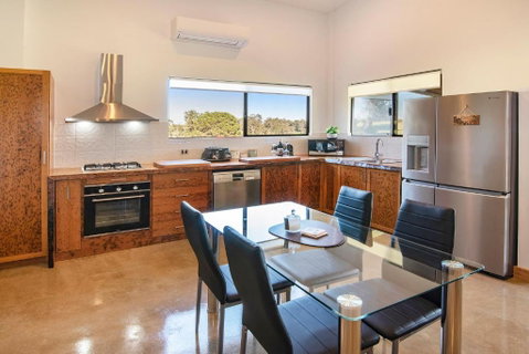 Rosa Glen Retreat - Margaret River - Accommodation Broome 3