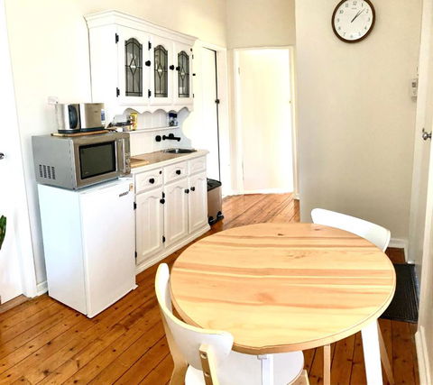 Rose End Cozy Apartment - Accommodation Broome 2