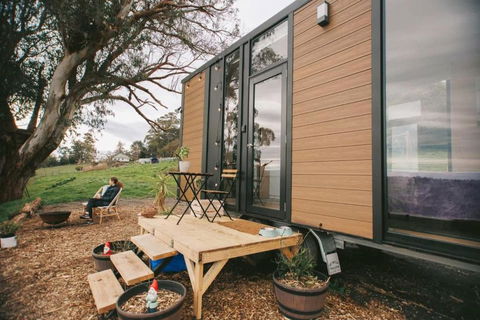 Rose Hill By Tiny Away - Accommodation Broome 0