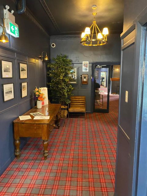 Royal Hotel Oberon - Accommodation Broome 3