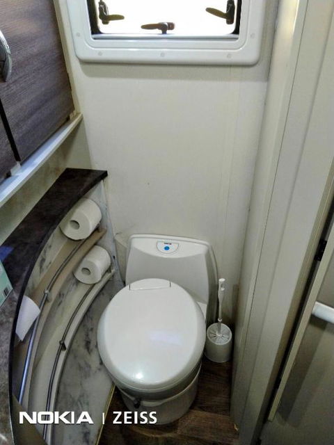 RV Caravan In Rural Setting On Edge Of Town Close To AgQuip - Accommodation Broome 3