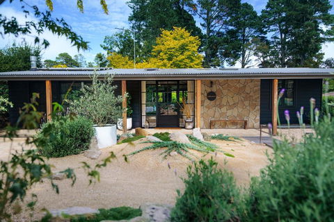 SABLE MAE Luxury Rustic Ranch - Accommodation Broome 1